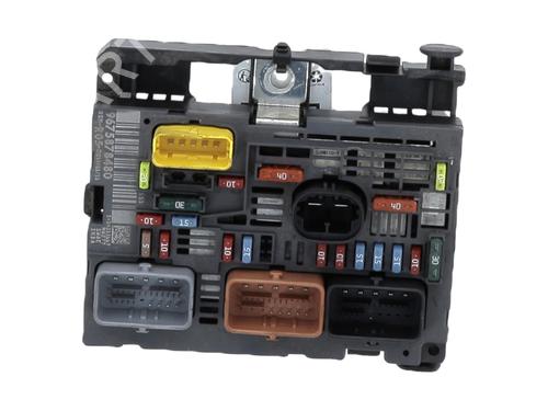 Fuse box PEUGEOT 308 SW I (4E_, 4H_) 1.6 HDi | BP29987973E1