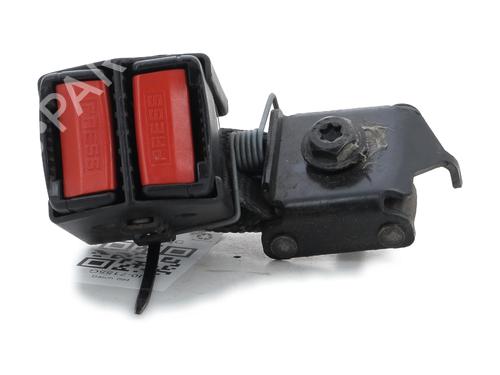 Used Seat buckle RENAULT CLIO II (BB_, CB_) 1.4 (B/CB0C, B/CB0S) (75 hp) 27906395