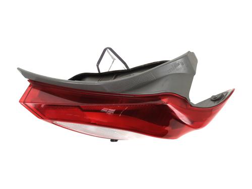 Used Right taillight TOYOTA YARIS (_P13_) 1.0 (KSP130_, KSP130) (69 hp) 30584359