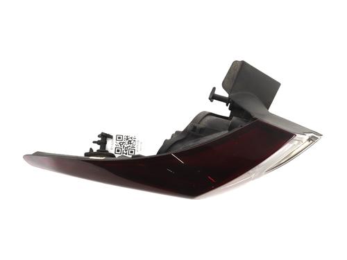 Farolim esquerdo RENAULT MEGANE III Grandtour (KZ0/1) 1.5 dCi (KZ1M, KZ1W, KZ0R) (106 hp) 31122327