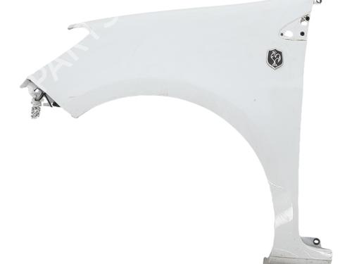 left-front-fenders-renault-clio-iii-br01-cr01-2005-2006-2007-2008-2009-2010-2011-2012-2013-2014-36211309 main image