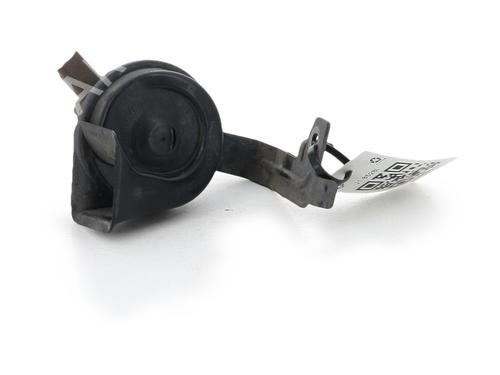 horn-renault-megane-iv-hatchback-b9amn_-2015-37086977 main image