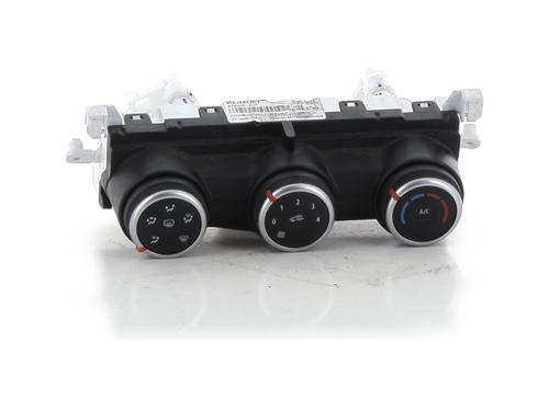 Used Climate control RENAULT CLIO V (B7_) 1.0 TCe 90 (B7MT) (91 hp) 31086078