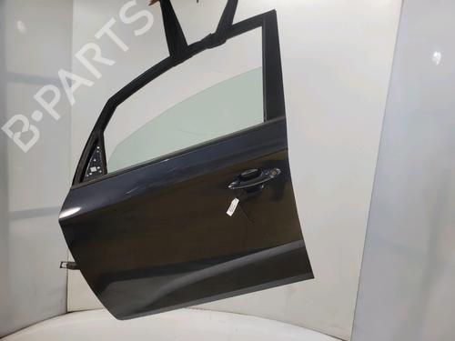 left-front-door-kia-carens-iv-2013-40249252 main image