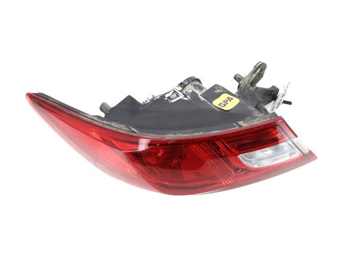 Venstre baglygte RENAULT CLIO IV (BH_) 1.5 dCi 90 (90 hp) 32180789