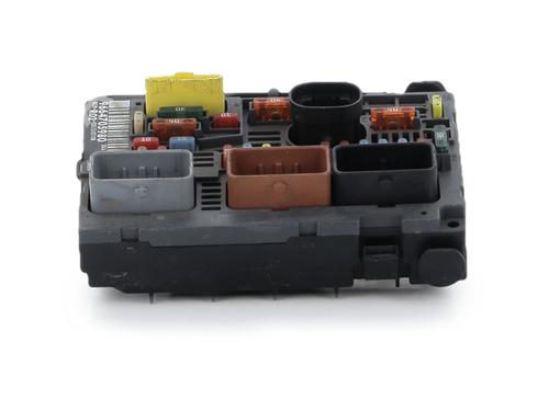 Sikringsdåse Sikringsdåse CITROËN C5 III (RD_) 2.0 HDi (RDRHD8, RDRHDJ, RDRHR8, RDRHRJ) (136 hp) 37228637 37228637