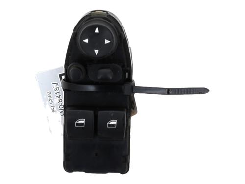 Used Left front window switch BMW 1 (E81) 123 d (204 hp) 27552464
