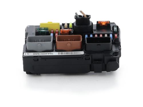 Used Fuse box Fuse box 37869678 37869678