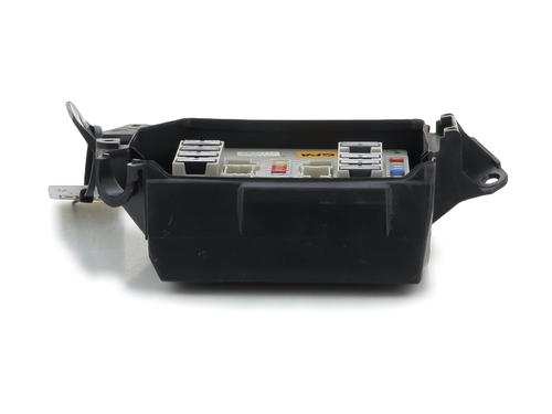 Used Fuse box RENAULT CLIO III (BR0/1, CR0/1) 1.5 dCi (75 hp) 27914702