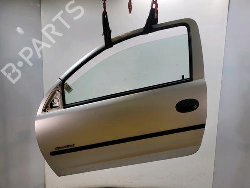 Used Left front door OPEL CORSA C (X01) 1.3 CDTI (F08, F68) (70 hp) 32006775