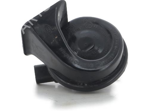 Used Horn BMW 3 (F30, F80) 330 e (252 hp) 30842331