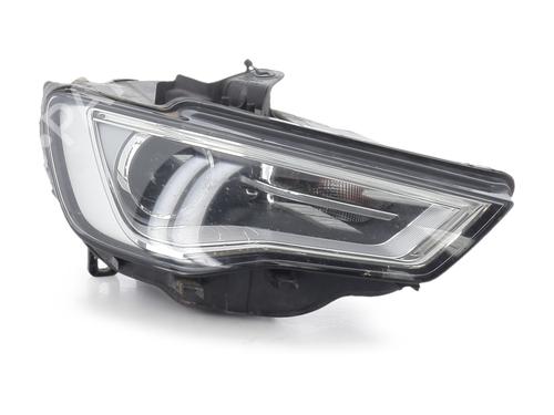 Used Right headlight Right headlight AUDI A3 Sportback (8VA, 8VF) 2.0 TDI (150 hp) 39763568 39763568