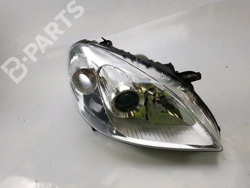 Used Right headlight Right headlight MERCEDES-BENZ B-CLASS Sports Tourer (W245) B 180 CDI (245.207) (109 hp) 11092139 11092139