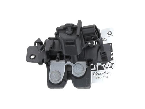 Used Tailgate lock TOYOTA YARIS (_P13_) 1.3 (NSP130_, NSP130) (99 hp) 30957288