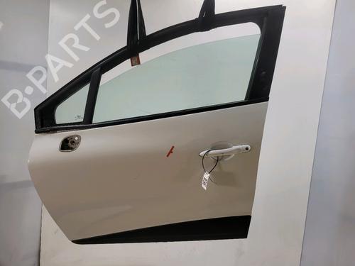 Used Left front door Left front door RENAULT CLIO IV (BH_) 1.5 dCi 90 (90 hp) 39899333 39899333