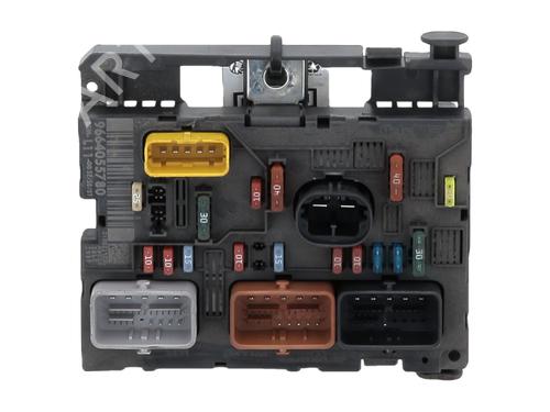 Fuse box PEUGEOT 307 CC (3B) 2.0 HDi 135 | BP32013271E1