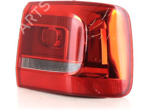 Right taillight VW TOURAN (1T3) 2.0 TDI | BP27582615C35 