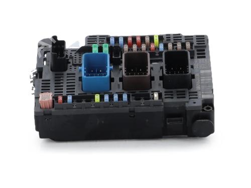 Used Fuse box Fuse box PEUGEOT 308 II (LB_, LP_, LW_, LH_, L3_) 2.0 GT BlueHDi 180 (181 hp) 40619467 40619467
