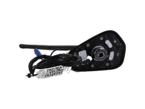 antennabase-renault-megane-iv-hatchback-b9amn_-2015-33309653 main image