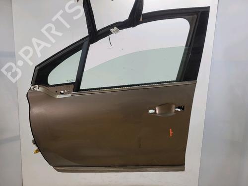 left-front-door-peugeot-2008-i-cu_-2013-32842944 main image