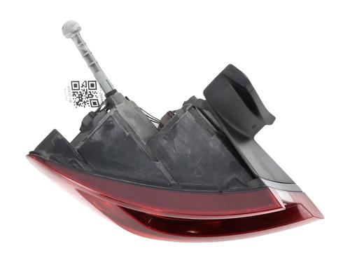 Used Left taillight RENAULT MEGANE IV Hatchback (B9A/M/N_) 1.6 dCi 130 (B9A4) (130 hp) 31079174