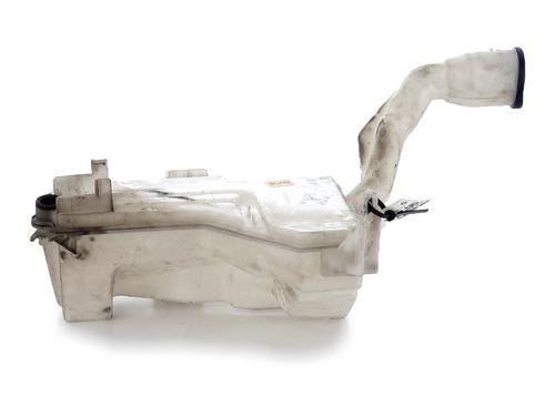 Used Windscreen washer tank PEUGEOT 407 (6D_) 2.0 HDi 135 (6DRHRH, 6DRHRE, 6DRHRG, 6DRHRJ) (136 hp) 32378560