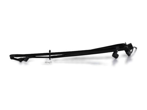 front-windshield-wiper-arm-toyota-yaris-_p13_-2010-2011-2012-2013-2014-2015-2016-2017-2018-2019-2020-32717838 main image