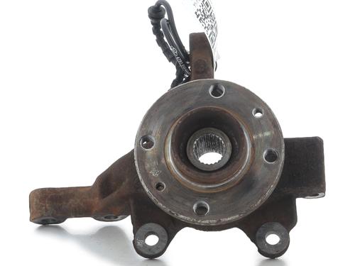 Used Left front steering knuckle RENAULT CLIO III (BR0/1, CR0/1) 1.2 16V (BR02, BR0J, BR11, CR02, CR0J, CR11) (75 hp) 31349834