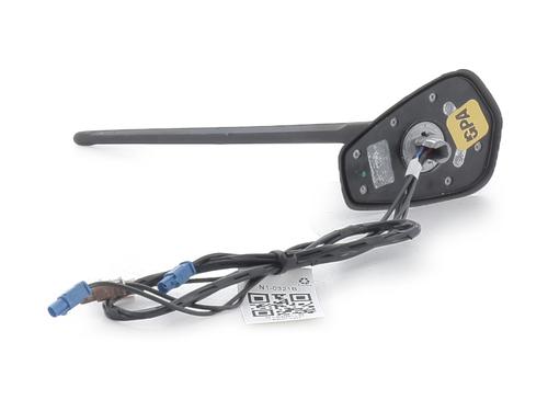 Used Antenna/Base Antenna/Base RENAULT CLIO V (B7_) 1.0 SCe 75 (B7M5) (72 hp) 33645952 33645952