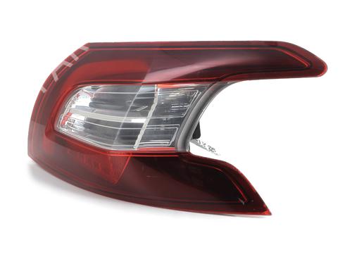 Right taillight PEUGEOT 308 II (LB_, LP_, LW_, LH_, L3_) 1.6 HDi / BlueHDi 115 | BP29874857C35