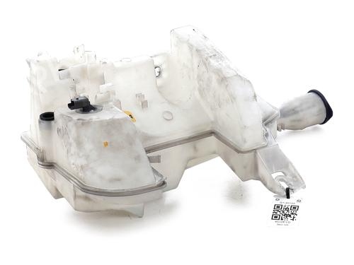 windscreen-washer-tank-citroen-c5-iii-rd_-2008-2009-2010-2011-2012-2013-2014-2015-2016-2017-33645585 main image