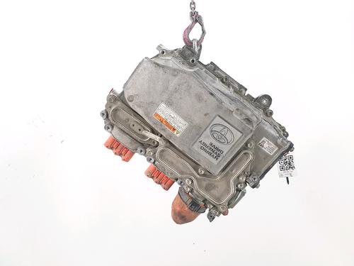 Inversor/Conversor Inversor/Conversor TOYOTA YARIS (_P13_) 1.5 Hybrid (NHP130_) (101 hp) 33838428 33838428