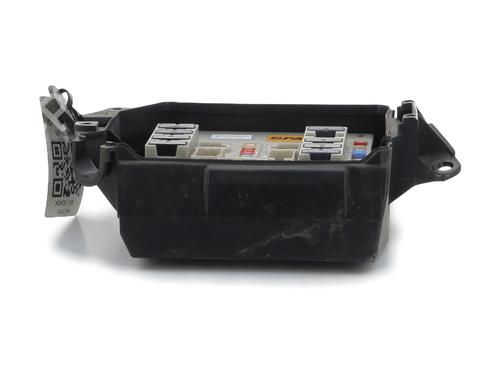 Używane Skrzynka bezpieczników RENAULT CLIO III (BR0/1, CR0/1) 1.5 dCi (75 hp) 29931254