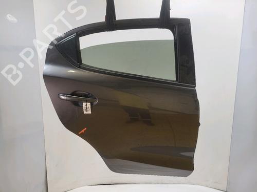 Used Right rear door Right rear door 37483722 37483722
