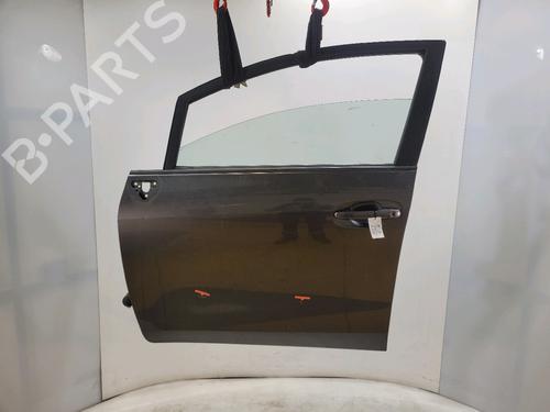 Used Left front door TOYOTA VERSO (_R2_) 2.0 D-4D (AUR20_, AUR20R) (126 hp) 32013716