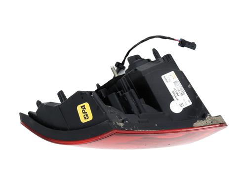 Right tailgate light PEUGEOT 308 II (LB_, LP_, LW_, LH_, L3_) 1.2 THP 130 | BP31913142C80