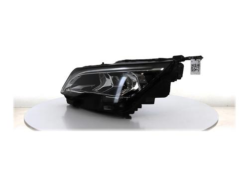 Used Left headlight PEUGEOT 3008 II SUV (MC_, MR_, MJ_, M4_) 1.6 THP 165 (M45GYW, M45GZW, M45GYV) (165 hp) 29874662