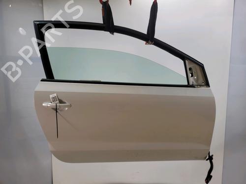Used Right front door VW POLO V (6R1, 6C1) 1.4 TDI (90 hp) 28533761