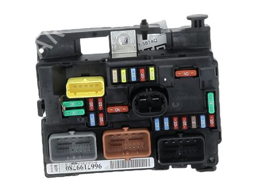 Fuse box CITROËN C3 II (SC_) 1.0 VTi 68 | BP31845299E1