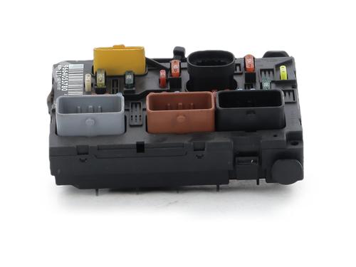 Used Fuse box Fuse box 37870036 37870036