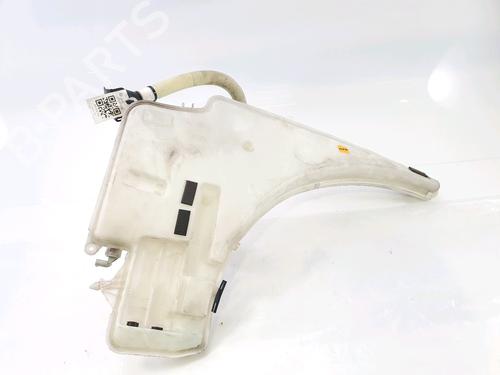 Windscreen washer tank BMW 1 (E87) 120 i | BP26609775C113