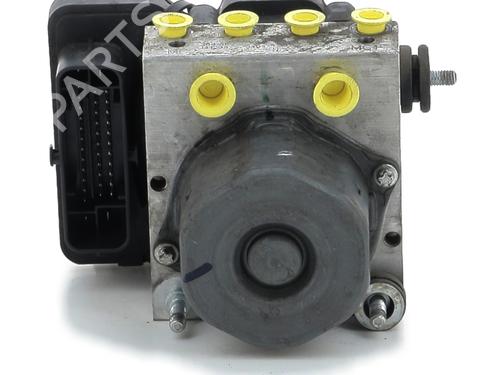 Used ABS pump NISSAN QASHQAI II SUV (J11, J11_) 1.6 dCi (130 hp) 26727148