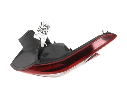 Used Right taillight PEUGEOT 308 II (LB_, LP_, LW_, LH_, L3_) 1.6 BlueHDi 120 (120 hp) 32842637