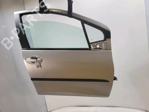 Right front door TOYOTA YARIS (_P13_) 1.3 (NSP130_, NSP130) | BP29931426C3