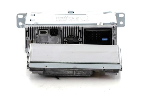 Radio PEUGEOT 208 I (CA_, CC_) 1.2 VTI 82 | BP24326442E6