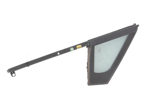 Vidro triangular frente direito Vidro triangular frente direito 38717030 38717030