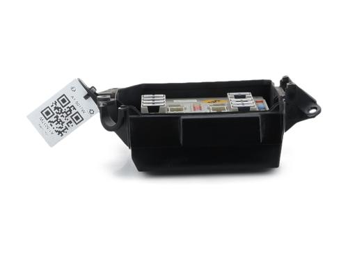 fuse-box-renault-clio-iii-br01-cr01-2005-2006-2007-2008-2009-2010-2011-2012-2013-2014-40557674 main image
