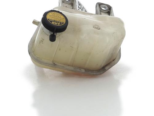 Vaso de expansão TOYOTA RAV 4 II (_A2_) 2.0 D 4WD (CLA20_, CLA21_, CLA20R, CLA21R) (116 hp) 31079435