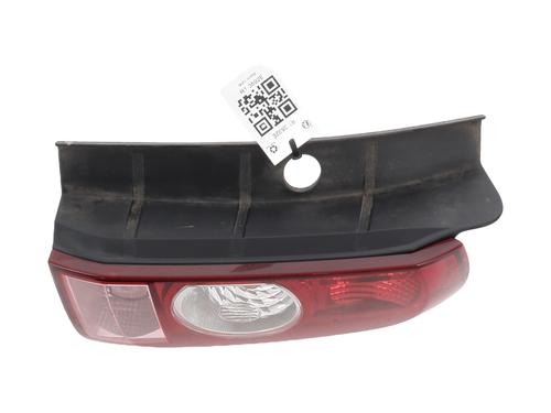 right-taillight-dacia-duster-hs_-2010-2011-2012-2013-2014-2015-2016-2017-2018-32130928 main image
