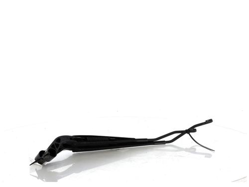 Used Front windshield wiper arm RENAULT ALASKAN 2.3 dCi 190 4x4 (U3MD) (190 hp) 27904381